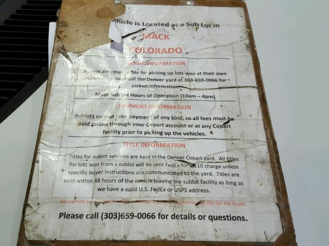 WVWTU63B15E040289 - 2005 VOLKSWAGEN PASSAT GLX 棕色 照片 9