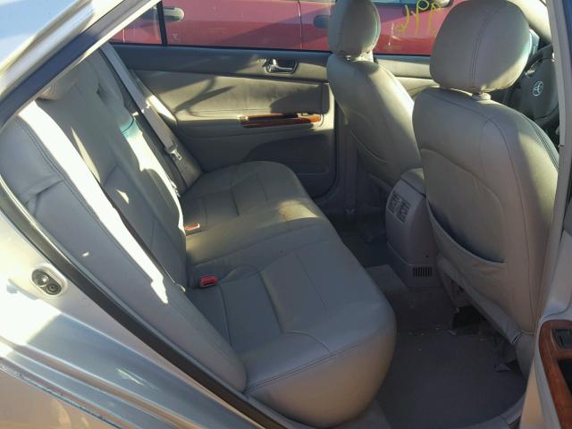 4T1BE32K12U098005 - 2002 TOYOTA CAMRY LE ვერცხლისფერი ფოტო 6