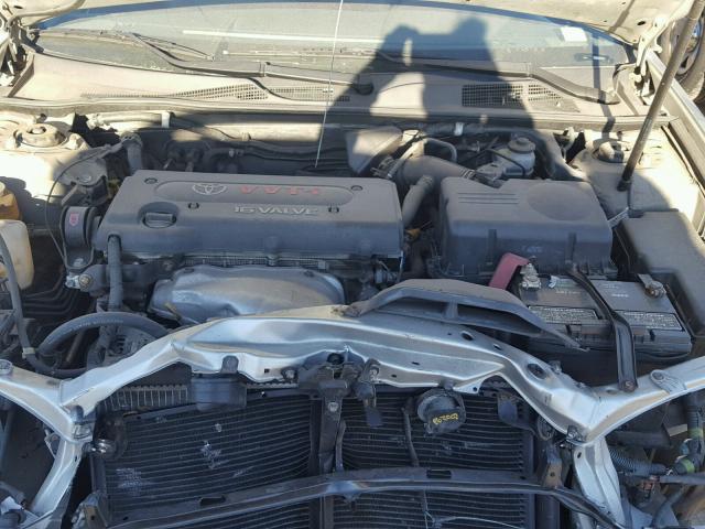 4T1BE32K12U098005 - 2002 TOYOTA CAMRY LE ვერცხლისფერი ფოტო 7