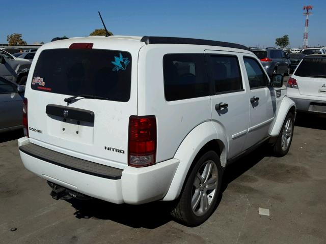 1D4PT4GK3BW600163 - 2011 DODGE NITRO HEAT WHITE photo 4