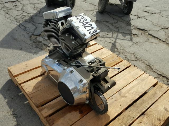 JK59019251 - 2009 HARLEY-DAVIDSON ENGINE ONL SILVER photo 3