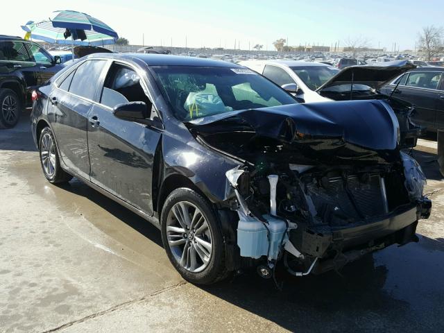 4T1BF1FK6GU198250 - 2016 TOYOTA CAMRY LE შავი ფოტო 1