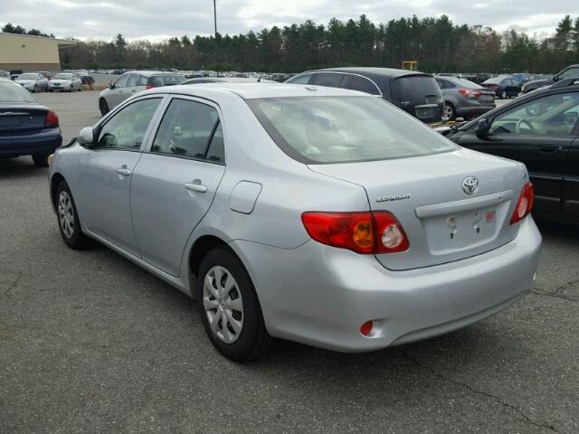 JTDBL40E499030680 - 2009 TOYOTA COROLLA BA SILVER photo 3