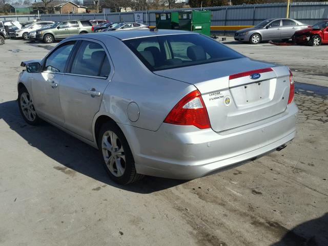 3FAHP0HA9CR140702 - 2012 FORD FUSION SE SILVER photo 3