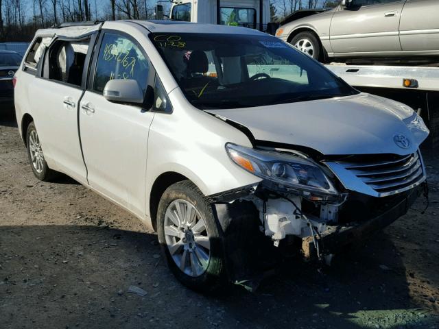 5TDDK3DC9FS105837 - 2015 TOYOTA SIENNA XLE WHITE photo 1