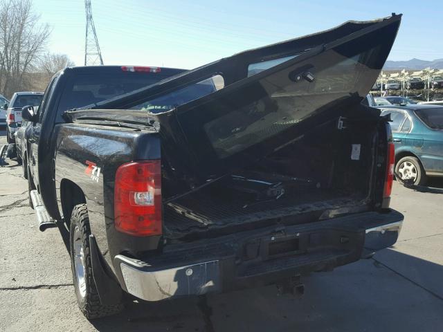 1GCSKTE39AZ174475 - 2010 CHEVROLET SILVERADO BLACK photo 3