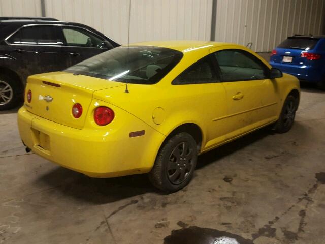 1G1AJ15FX77141737 - 2007 CHEVROLET COBALT LS YELLOW photo 4