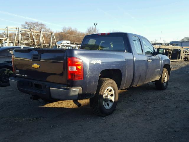 1GCRKPEA4BZ339208 - 2011 CHEVROLET SILVERADO BLUE photo 4