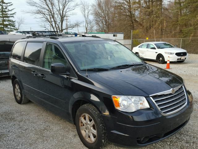 2A8HR54P28R735053 - 2008 CHRYSLER TOWN & COU BLACK photo 1