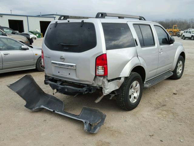 5N1AR1NB2BC624440 - 2011 NISSAN PATHFINDER SILVER photo 4