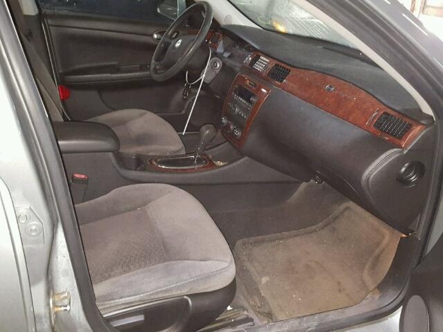 2G1WB58K281257287 - 2008 CHEVROLET IMPALA LS SILVER photo 5