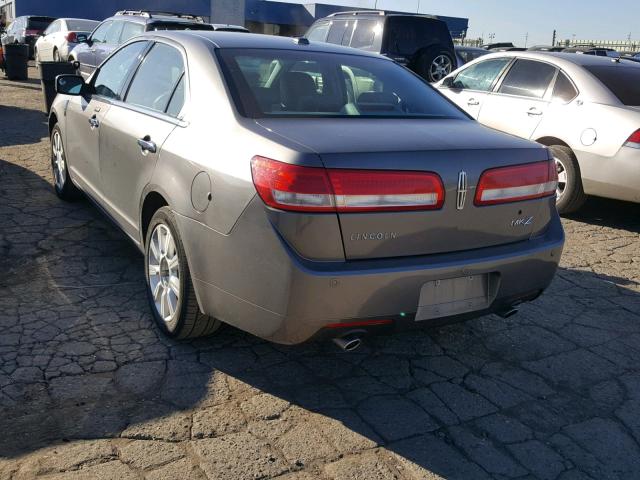 3LNHL2GC0AR609348 - 2010 LINCOLN MKZ ნაცრისფერი ფოტო 3