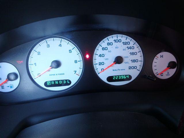 2C3HH46R12H116786 - 2002 CHRYSLER INTREPID S Rot Foto 8