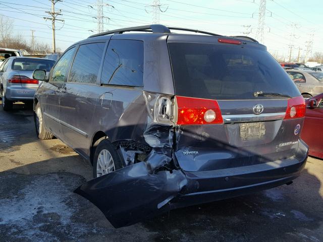 5TDZK22C57S058584 - 2007 TOYOTA SIENNA XLE GRAY photo 3