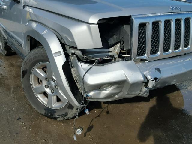 1J8HG68287C535733 - 2007 JEEP COMMANDER SILVER photo 9