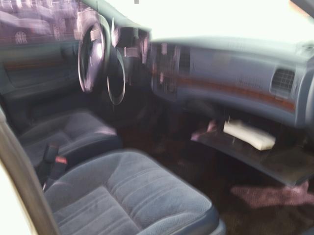 2G1WF55K539204988 - 2003 CHEVROLET IMPALA WHITE photo 5