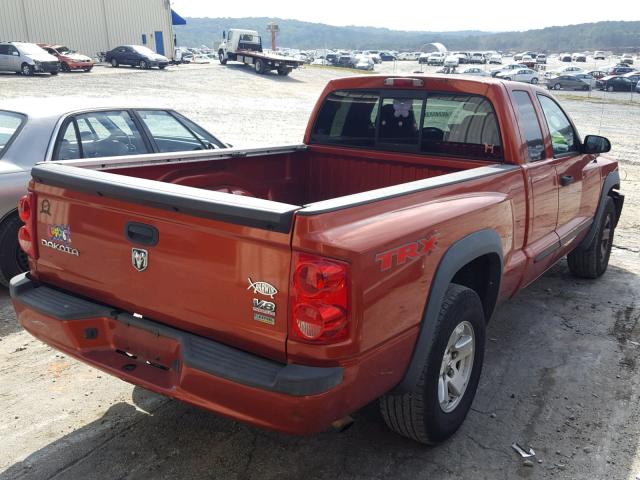 1D7HE72N18S585148 - 2008 DODGE DAKOTA TRX ORANGE photo 4