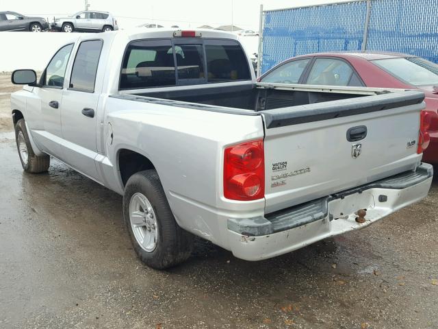 1D7HE48N48S563957 - 2008 DODGE DAKOTA QUA SILVER photo 3