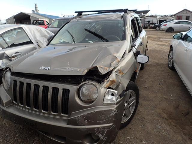 1J8FF47W38D563857 - 2008 JEEP COMPASS SP BEIGE photo 2