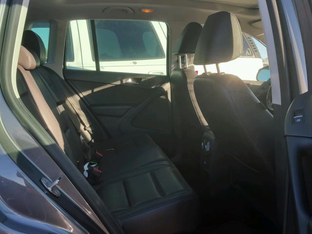 WVGAV7AX9CW002790 - 2012 VOLKSWAGEN TIGUAN S GRAY photo 6