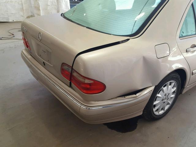 WDBJF65J71B213247 - 2001 MERCEDES-BENZ E 320 SILVER photo 9