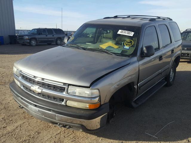 1GNEC13Z22J165081 - 2002 CHEVROLET TAHOE C150 BEIGE photo 2