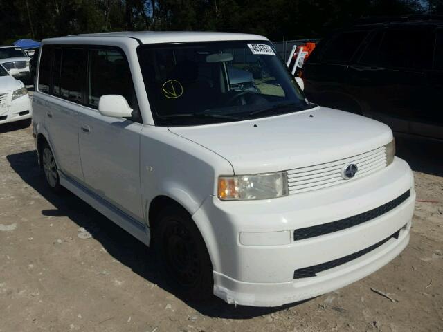 JTLKT324X50181816 - 2005 TOYOTA SCION XB WHITE photo 1