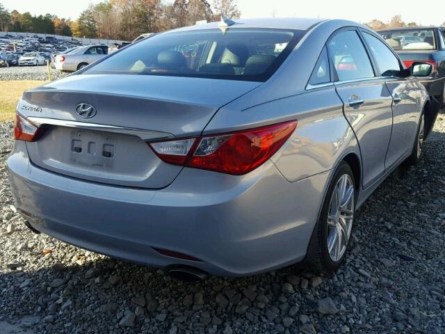 5NPEC4AC4CH472366 - 2012 HYUNDAI SONATA SE BLUE photo 4