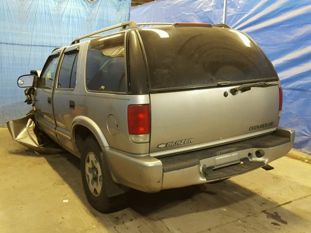 1GNDT13W72K216991 - 2002 CHEVROLET BLAZER TAN photo 3