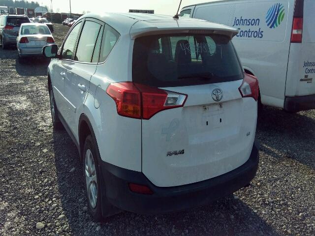 2T3ZFREV6FW219340 - 2015 TOYOTA RAV4 LE WHITE photo 3