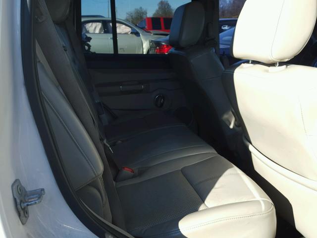 1J8HG58P07C694994 - 2007 JEEP COMMANDER WHITE photo 6