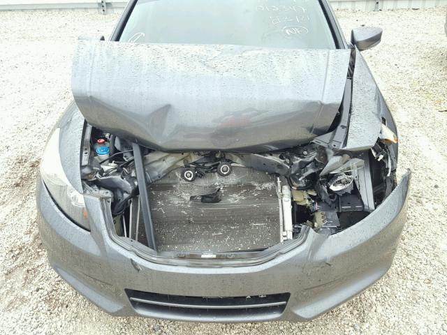 1HGCP2F32CA037279 - 2012 HONDA ACCORD LX GRAY photo 7