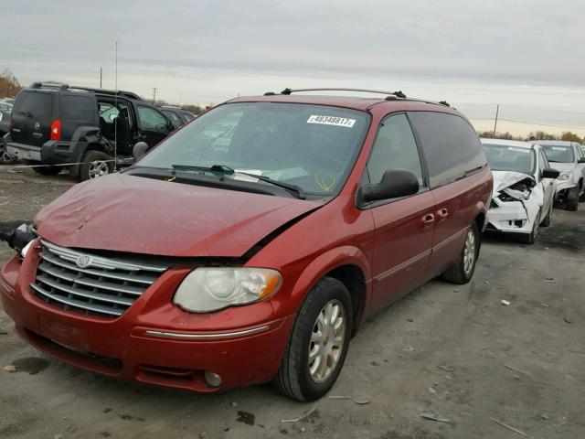 2C4GP64L65R123767 - 2005 CHRYSLER TOWN & COU RED photo 2