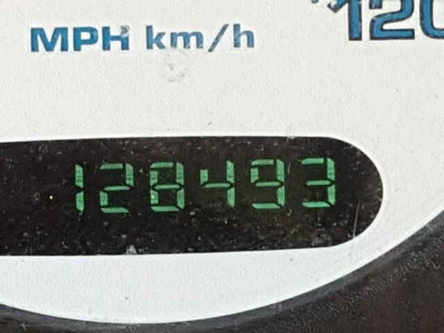 2B3HD46R84H705619 - 2004 DODGE INTREPID S 银色 照片 8