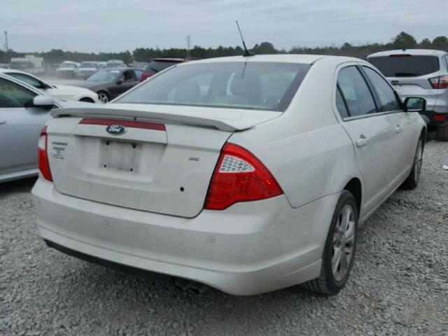 3FAHP0HAXCR436232 - 2012 FORD FUSION SE WHITE photo 4