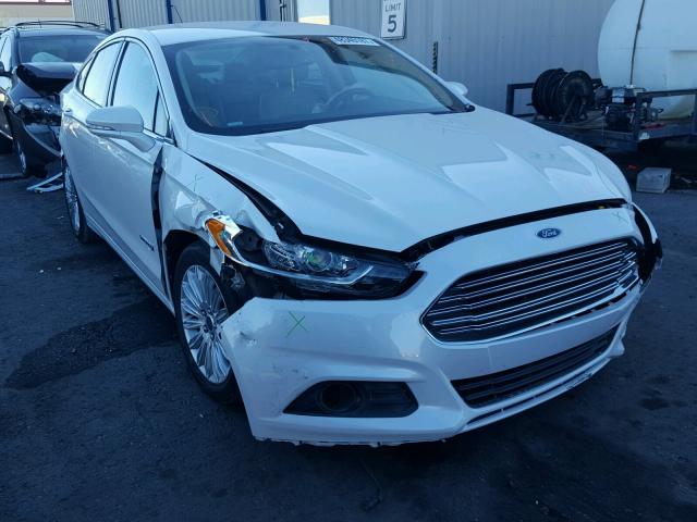 3FA6P0LU8DR157467 - 2013 FORD FUSION SE WHITE photo 1