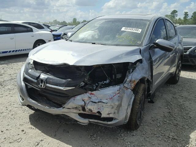 3CZRU5H52JG705298 - 2018 HONDA HR-V EX SILVER photo 2