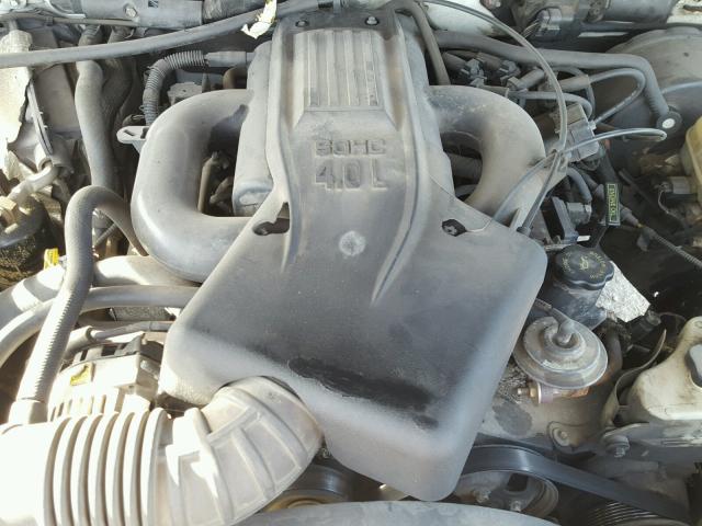 1FMDU65E5YZB72766 - 2000 FORD EXPLORER L WHITE photo 7