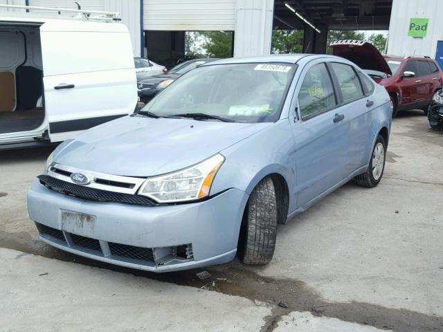 1FAHP34N78W138171 - 2008 FORD FOCUS S/SE BLUE photo 2