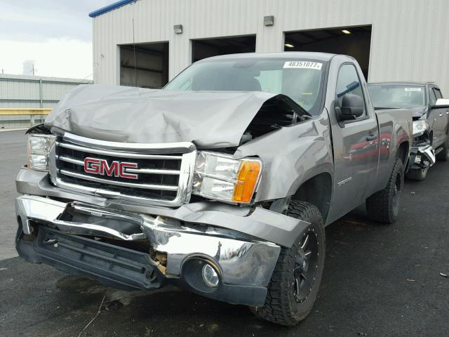 1GTN2TEA6DZ261878 - 2013 GMC SIERRA K15 SILVER photo 2