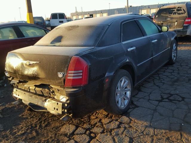 2C3JA63H55H522605 - 2005 CHRYSLER 300C BLACK photo 4