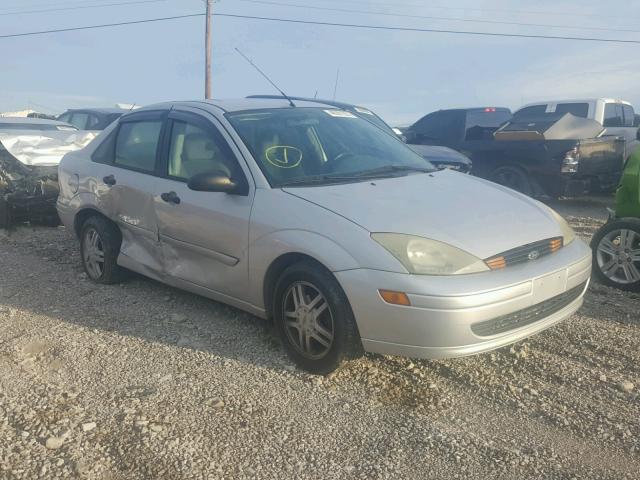 1FAFP343X4W166577 - 2004 FORD FOCUS SE C SILVER photo 1