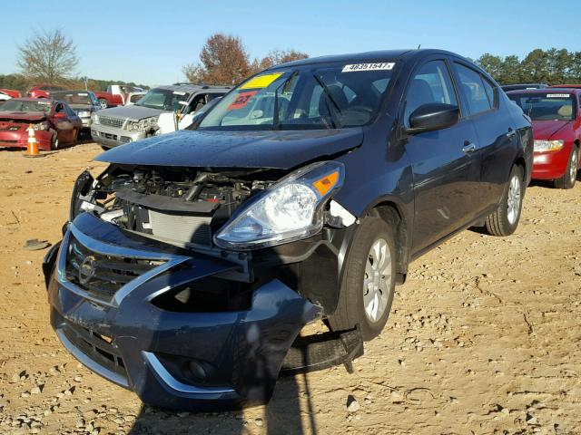 3N1CN7AP6HL810172 - 2017 NISSAN VERSA S BLUE photo 2