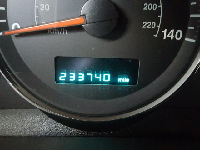 1J8HG58277C553182 - 2007 JEEP COMMANDER 银色 照片 8