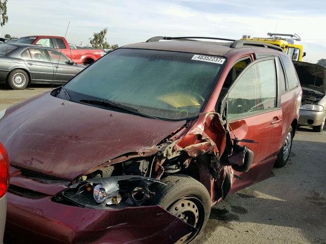 5TDZK23C39S288058 - 2009 TOYOTA SIENNA CE RED photo 2