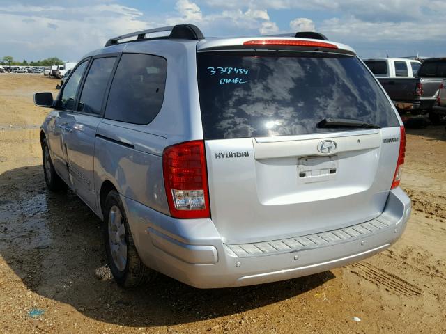 KNDMC233476028479 - 2007 HYUNDAI ENTOURAGE SILVER photo 3