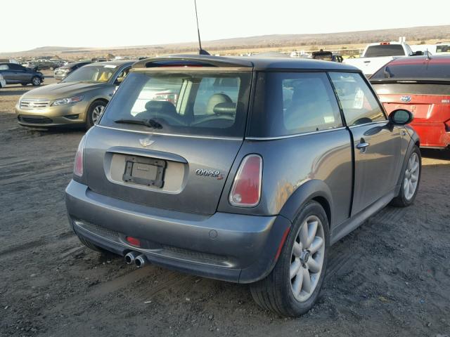 WMWRE33475TD97527 - 2005 MINI COOPER S GRAY photo 4