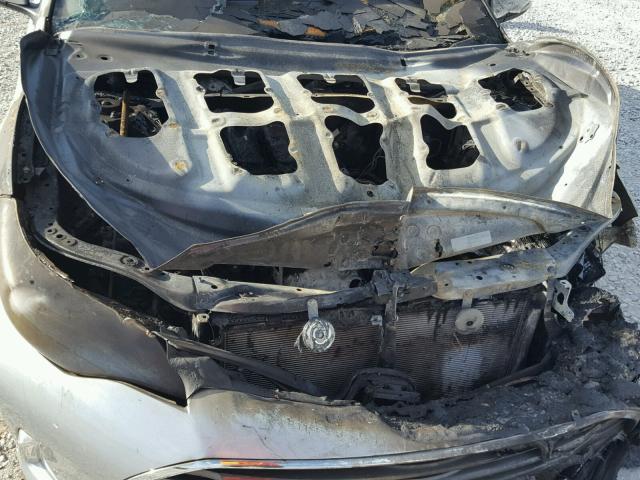 4T1BK1EBXHU249599 - 2017 TOYOTA AVALON XLE SILVER photo 9