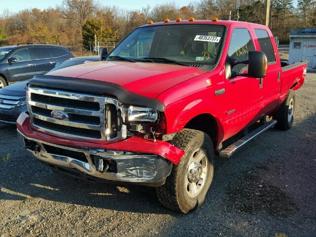 1FTSW21PX5EB84923 - 2005 FORD F250 SUPER RED photo 2