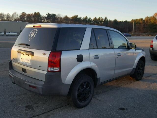 5GZCZ53415S805983 - 2005 SATURN VUE SILVER photo 4